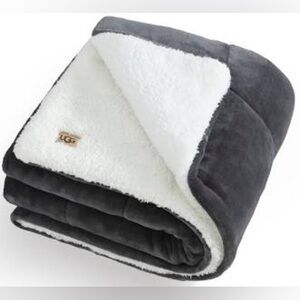 UGG Reversible Fleece Throw Twin/Twin XL